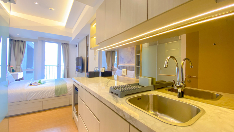Others 2, Cozy and Homey Studio at Tokyo Riverside PIK 2 Apartment By Travelio, Tangerang