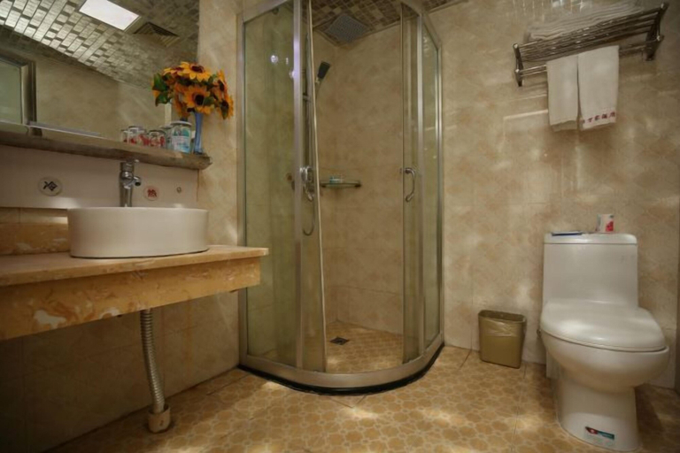 Bathroom 3, Haowanjia Hotel, Kunming