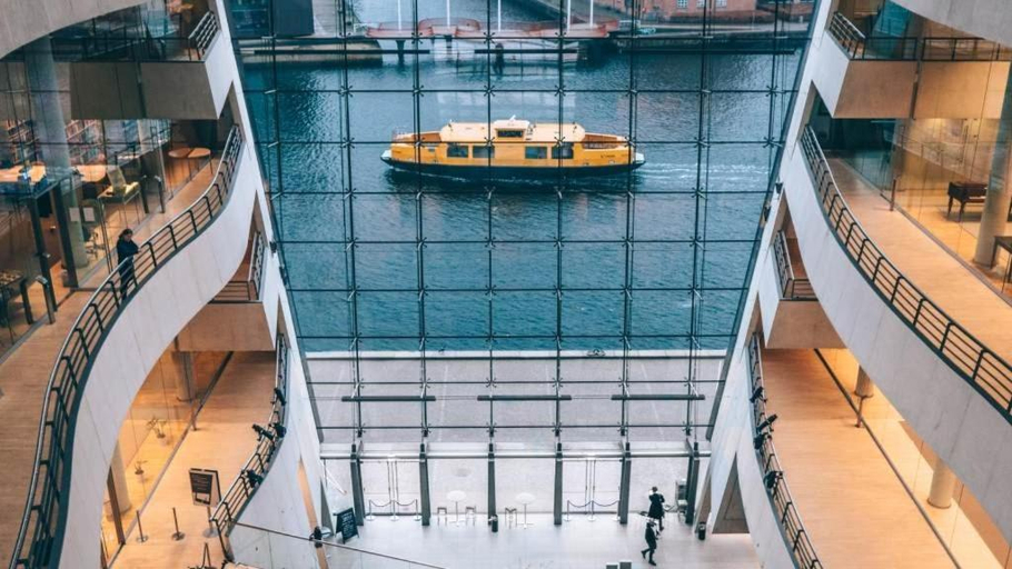 Sport & Beauty, The heart of Copenhagen-Queen's Neighbor, Copenhagen