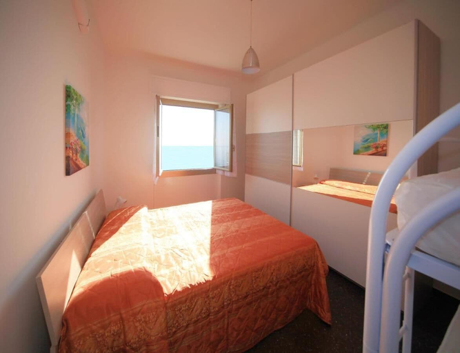 Bedroom 3, Matteotti 7 Frontemare, Savona