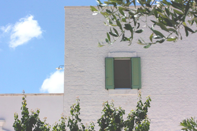 Others 2, Masseria Fenicia, Bari