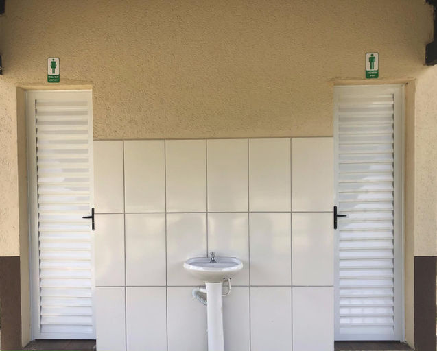 Bathroom 2, FamilyCamp perto do Magic City, Suzano
