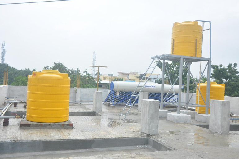 Others 5, Hotel Aishwariyam Thirukadaiyur, Nagappattinam