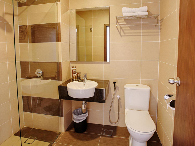 Bathroom 8