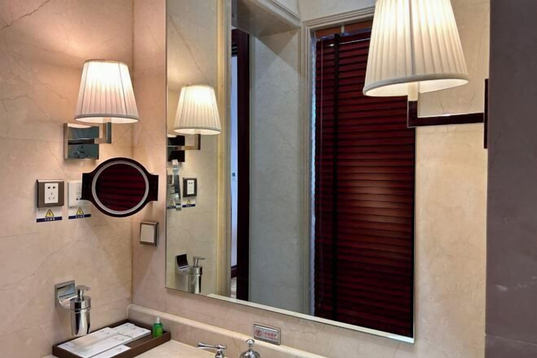 Bathroom 4, Tianjin Binhai One Hotel, Tianjin