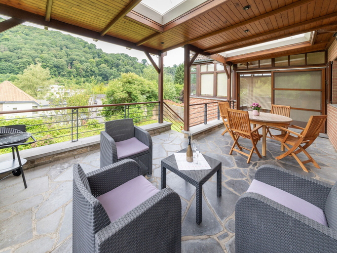 Exterior 3, Magnificent Home in Tilf With Garden, Liège