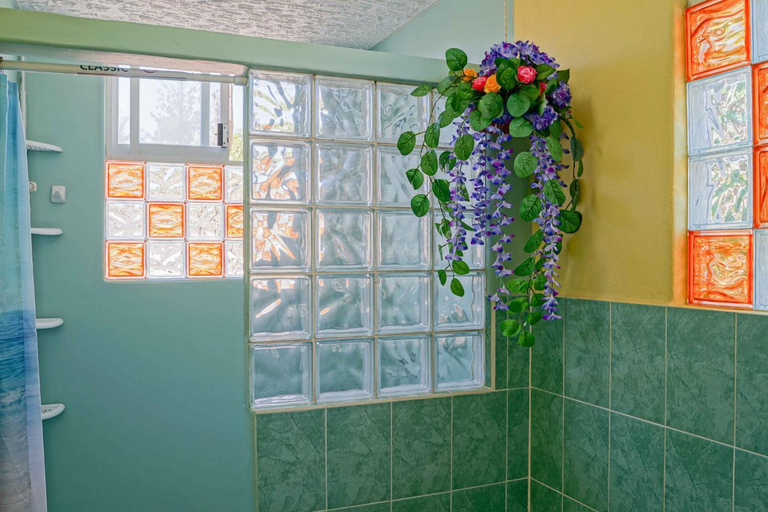 Bathroom 2, Villas La Bella Margarita, Dist. Pochutla