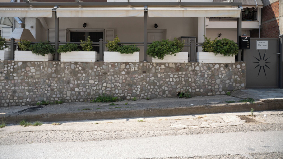 Exterior & Views 2, My Home - Meteora Central Apt - 2 BD, Thessaly