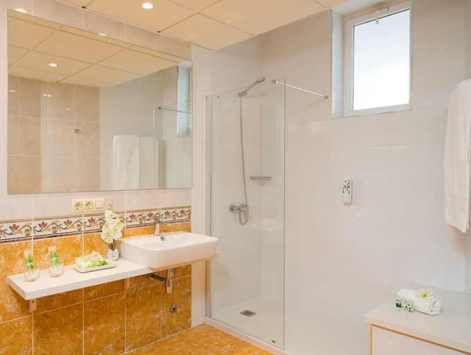 Bathroom 4, Gara Suites Golf and Spa, Santa Cruz de Tenerife