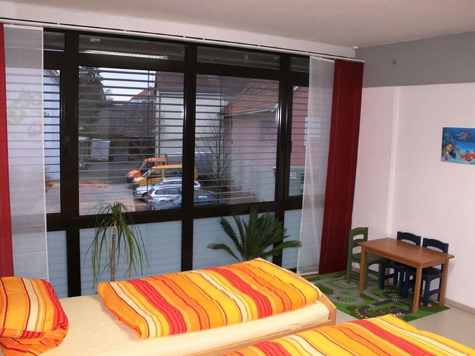 Room 5, Mott Comfortable Holiday Residence, Main-Tauber-Kreis
