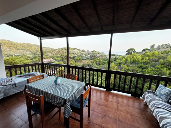 Others 4, Eagle Nest Skiathos, Thessaly