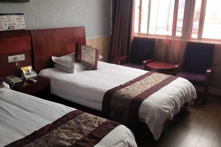 Bedroom 2, Longxiang Business Hotel, Wenzhou