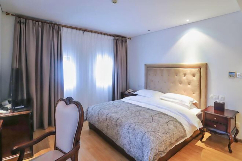 Bedroom 12