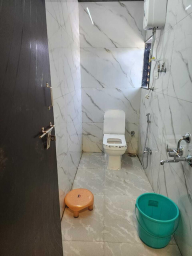 Bathroom 3, Hotel Kanhaiya And Restaurant, Aurangabad