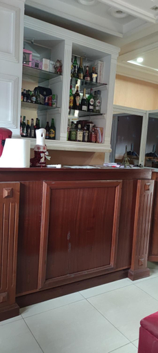 Others 2, HOTEL-LE-PARISIEN, Brazzaville