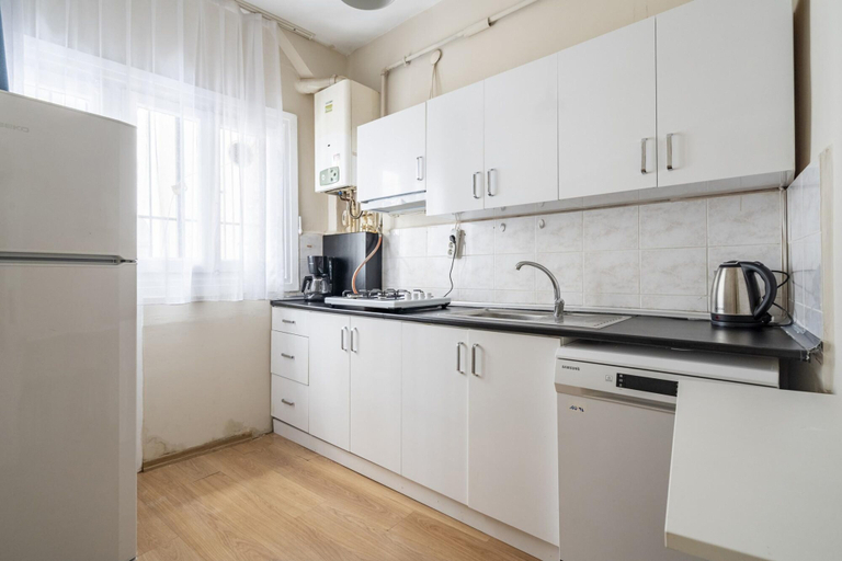 Room 2, Missafir Flat Near Popular Attractions in Beyoglu, Beyoğlu