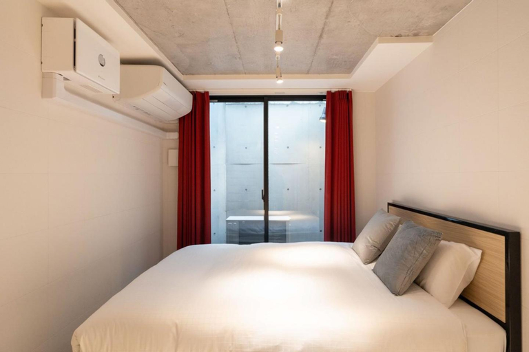 Bedroom 3, Leclerc Higashi-Shinjuku, Shinjuku
