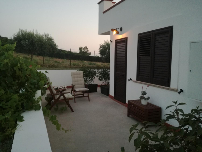 Others 2, villa peppino, Agrigento