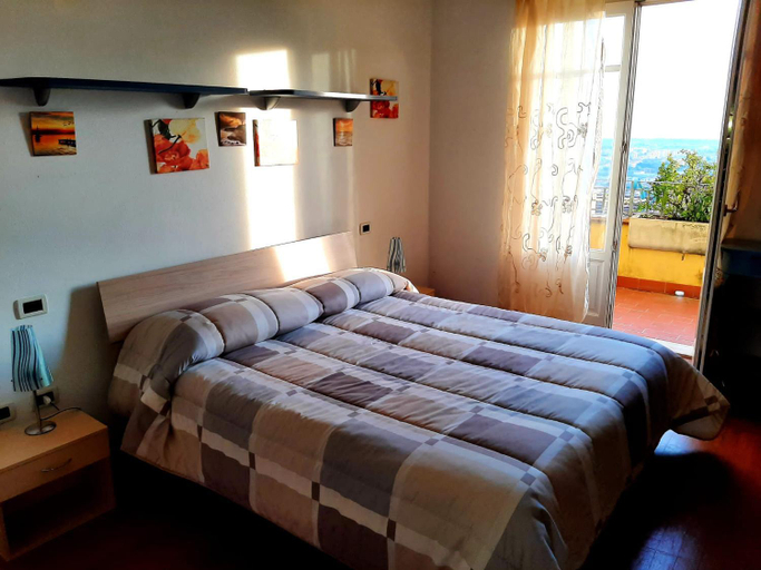 Others 5, Casa Marta, Massa Carrara