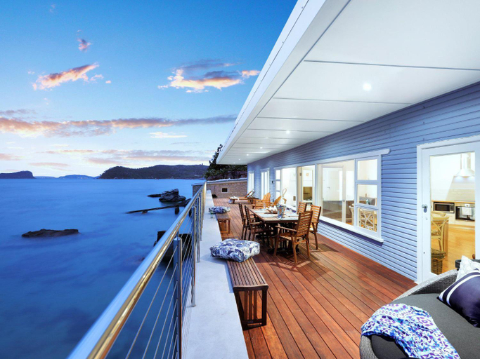 Others 4, Barrenjoey Beach House