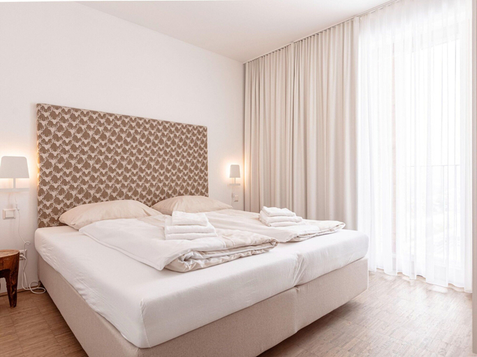 Others 3, Attractive Apartment Near ski Lift, Liezen