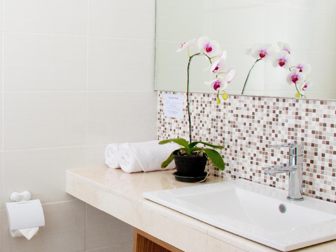 Bathroom 5