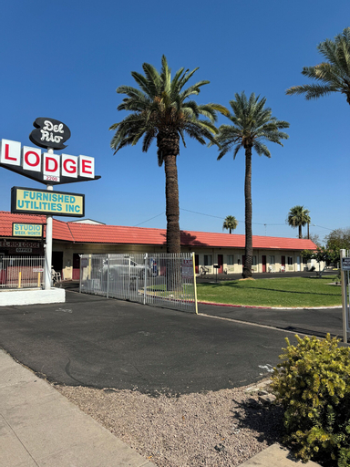 Del Rio Lodge, Maricopa