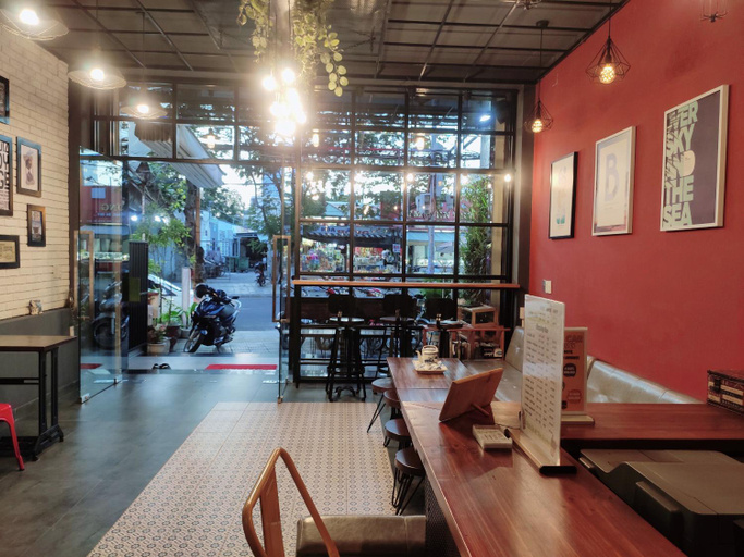 Public Area 2, Kon-Tiki DaNang Hostel, Da Nang