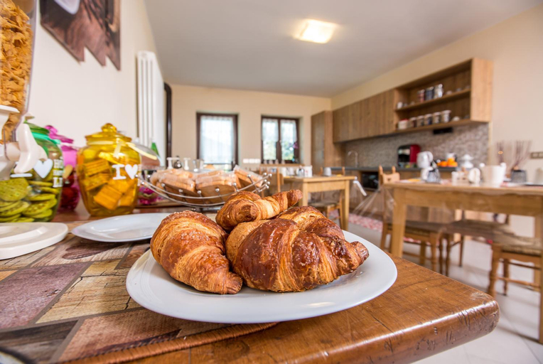 Food & Drinks 3, Alloggio del contadino, Sondrio