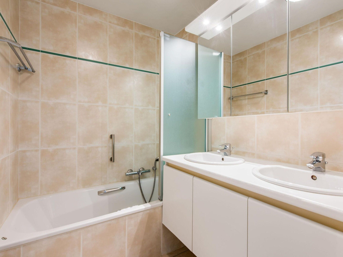 Bathroom, Apartment by the Sea in Belgium With Balcony, West-Vlaanderen