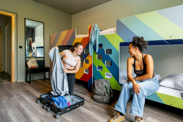 Bedroom 3, a&o Berlin Kolumbus, Berlin