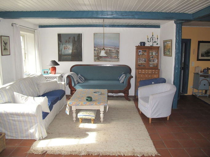 Primary image