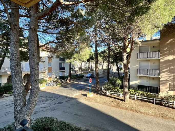 Appartement confortable a 100m de la plage d'Argeles-sur-Mer, balcon, 4 couchages, TV, proche commer, Pyrénées-Orientales
