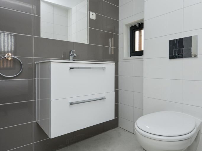 Bathroom 4, Nature Meets Luxury Stay, Bloemendaal