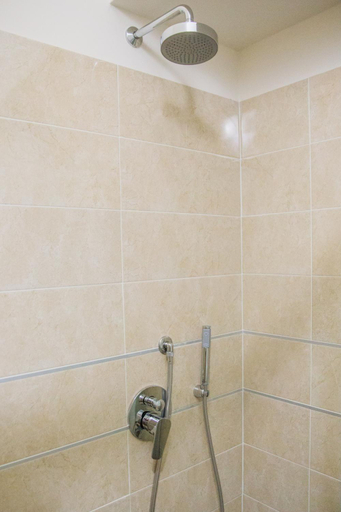 Bathroom 7