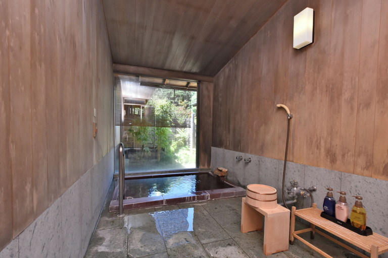 Bathroom 3, Sanyo-so, Izunokuni