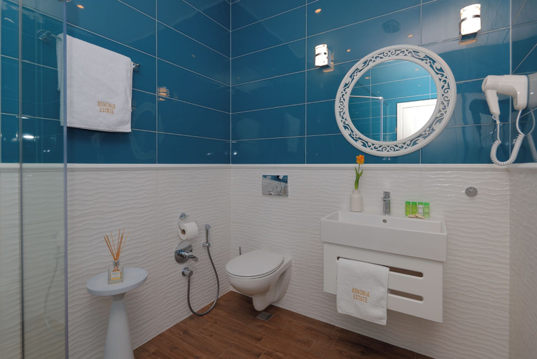 Bathroom 5, Bononia Estate Winery & Resort, Vidin