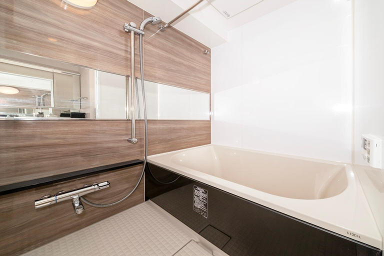 Bathroom 22
