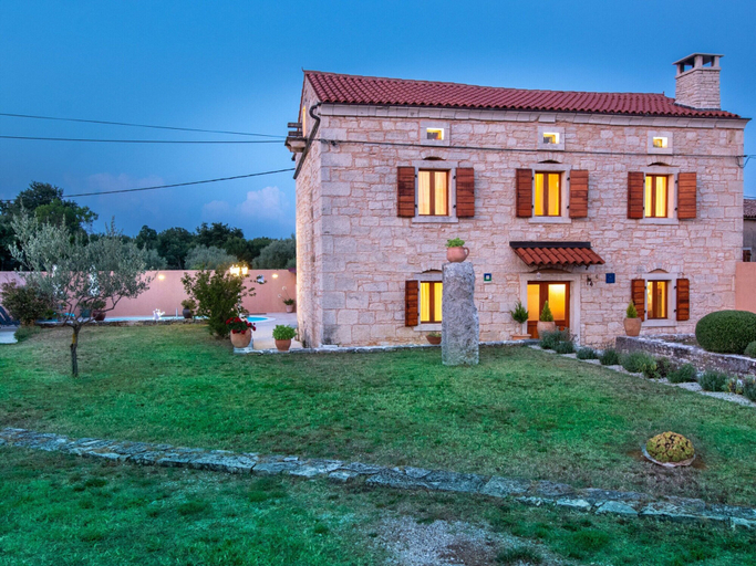 Exterior & Views 2, Holiday Home in Barban with Private Pool, Marčana