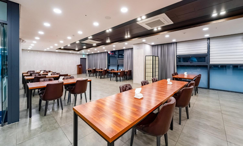 Food & Drinks 5, GOLDEN TULIP ESSENTIAL NAMGANG, Jinju