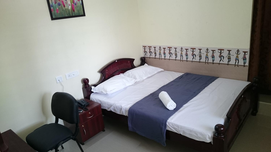 Others 3, Jai Palace, Kancheepuram