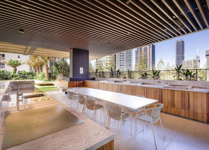 Food & Drinks, Signature Broadbeach - GCLR, Gold Coast