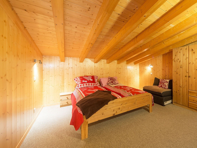 Bedroom 3, Chalet in Riddes Near Ski Lift Les 4 Vallees, Martigny