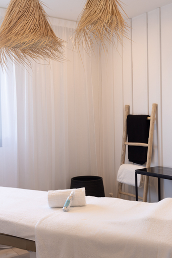 Bedroom, RELAIS THALASSO île de Ré - Hôtel Atalante, Charente-Maritime