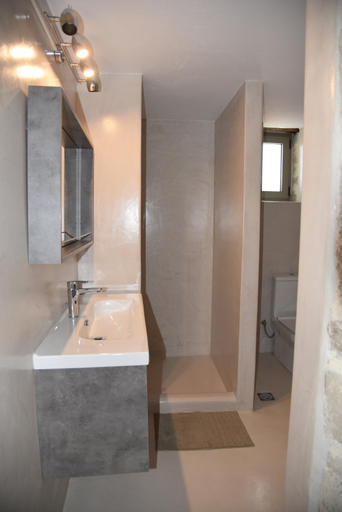 Others 4, LAINI LUXURY SUITES, Faistos