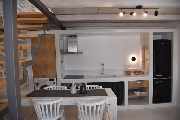 Others 3, LAINI LUXURY SUITES, Faistos