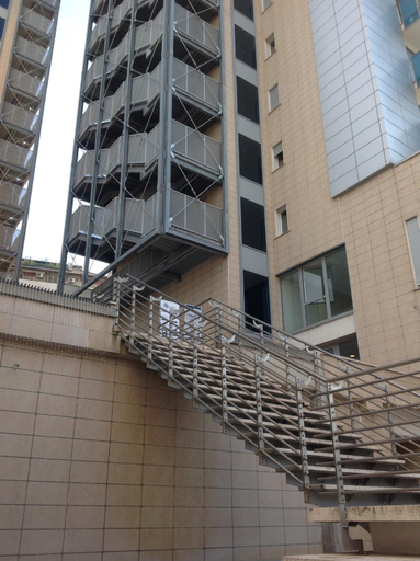 Exterior 4