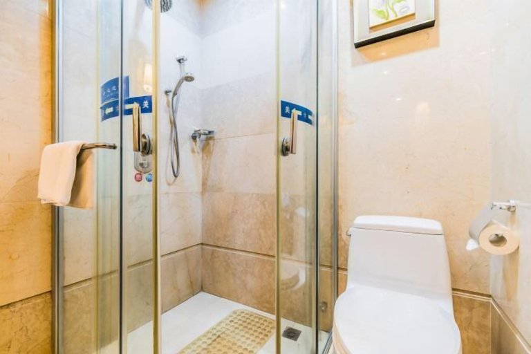 Bathroom 26