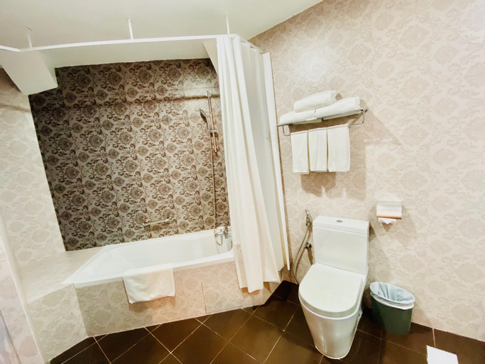 Bathroom 3