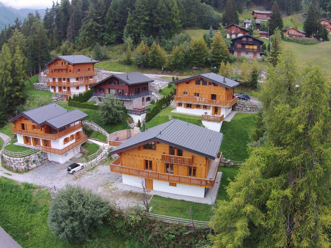 Exterior & Views 2, Chalet in Riddes Near Ski Lift Les 4 Vallees, Martigny